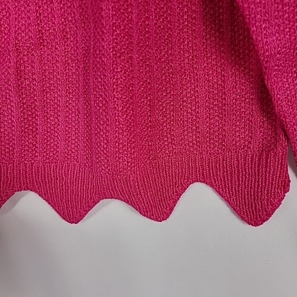 143 Story by Line Up Women's First Meeting Scallop Hem Sweater in Hot Pink Sz 3X - Picture 4 of 7